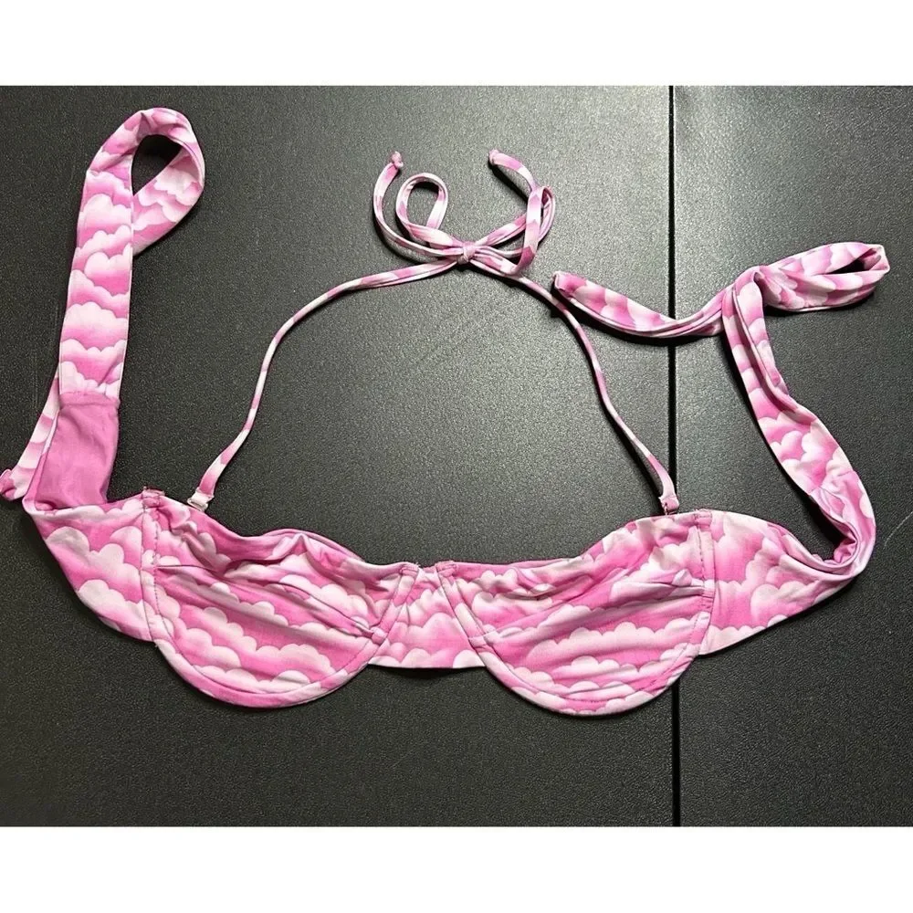 Frankie’s Bikinis Cielo Bikini Top in Pink Cloud Print Size M